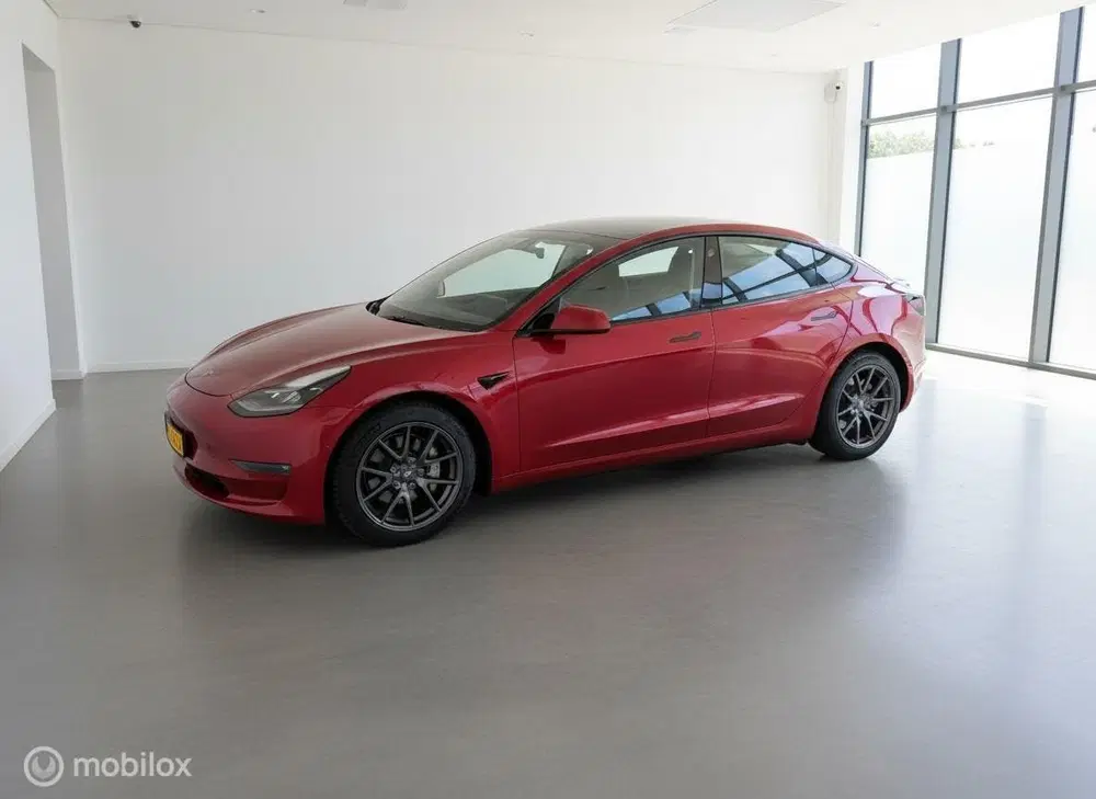 Tesla Model 3 Long Range AWD 75 kWh uit 2021, foto 4