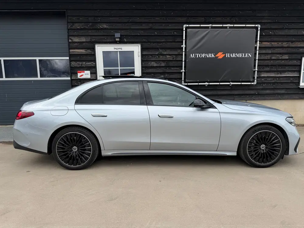 Mercedes-Benz E-Klasse 300e AMG Line Burmester Pano 360 FULL uit 2023, foto 7