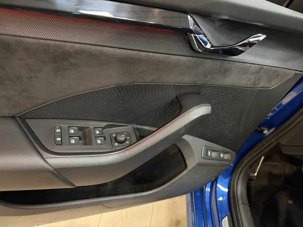 Skoda Octavia 1.4 TSI RS iV PHEV Business Airco ECC uit 2021, foto 12