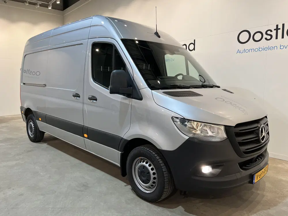 Mercedes-Benz Sprinter 315 CDI L2H2 uit 2023, foto 15