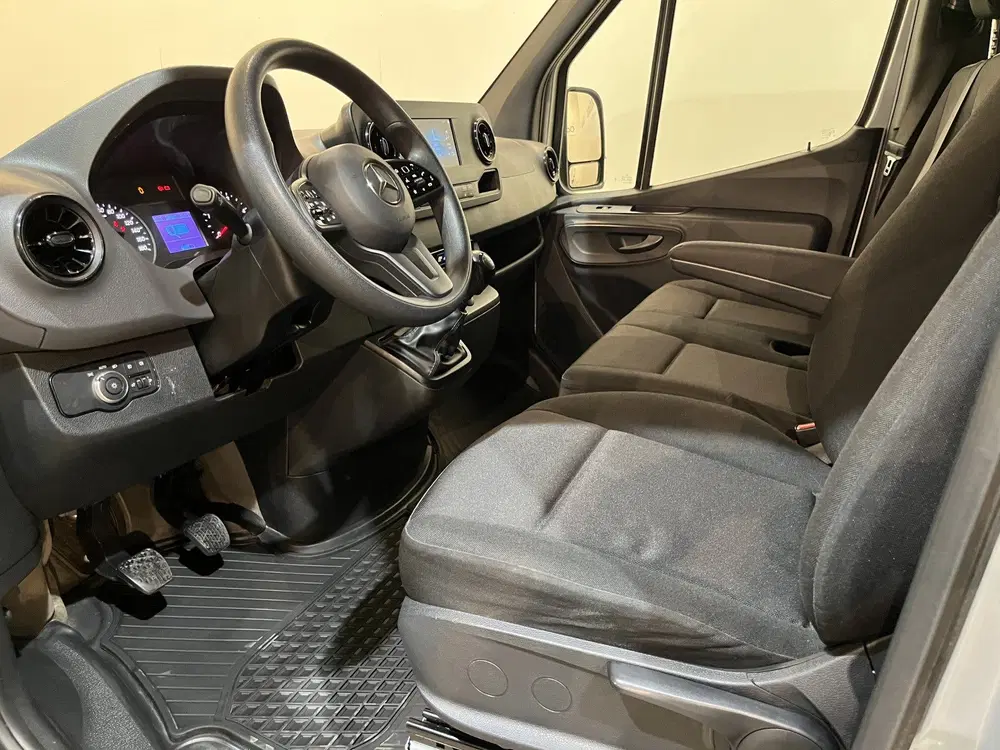 Mercedes-Benz Sprinter 315 CDI L2H2 uit 2023, foto 6