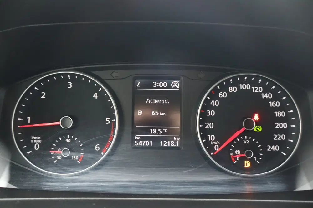 Volkswagen Transporter 2.0 TDI L2H1 Highline uit 2019, foto 5