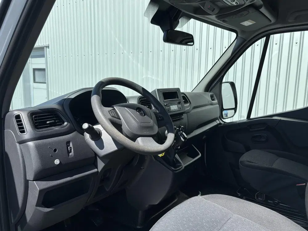Opel Movano 2.3 Turbo L2H2*A uit 2020, foto 8