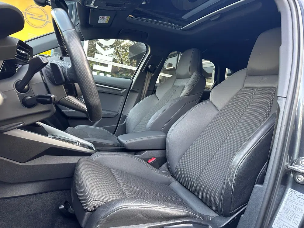 Audi A3 35 TDI edition one uit 2021, foto 11