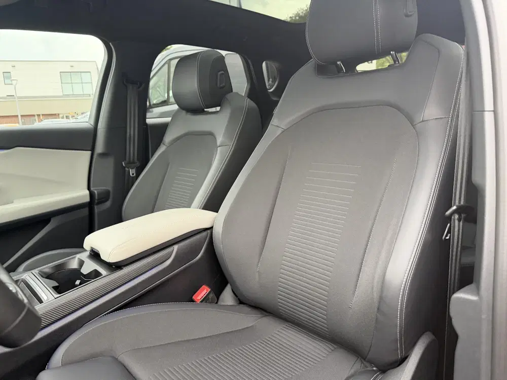 Ford Capri Premium Extended Range AWD 79 kWh 340pk uit 2025, foto 8