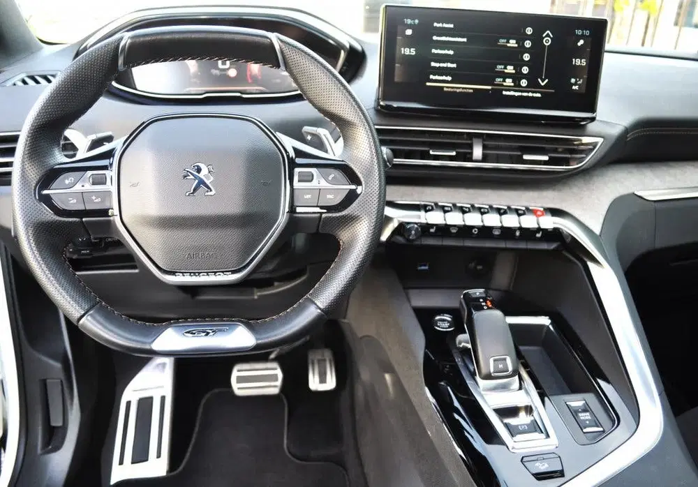 Peugeot 3008 1.2 PureTech AllureP uit 2021, foto 12
