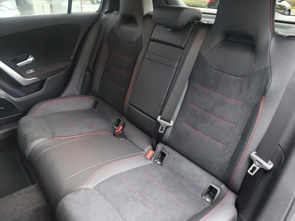 Mercedes-Benz A-Klasse 250 e Star Edition AMG Line Plus uit 2026, foto 11