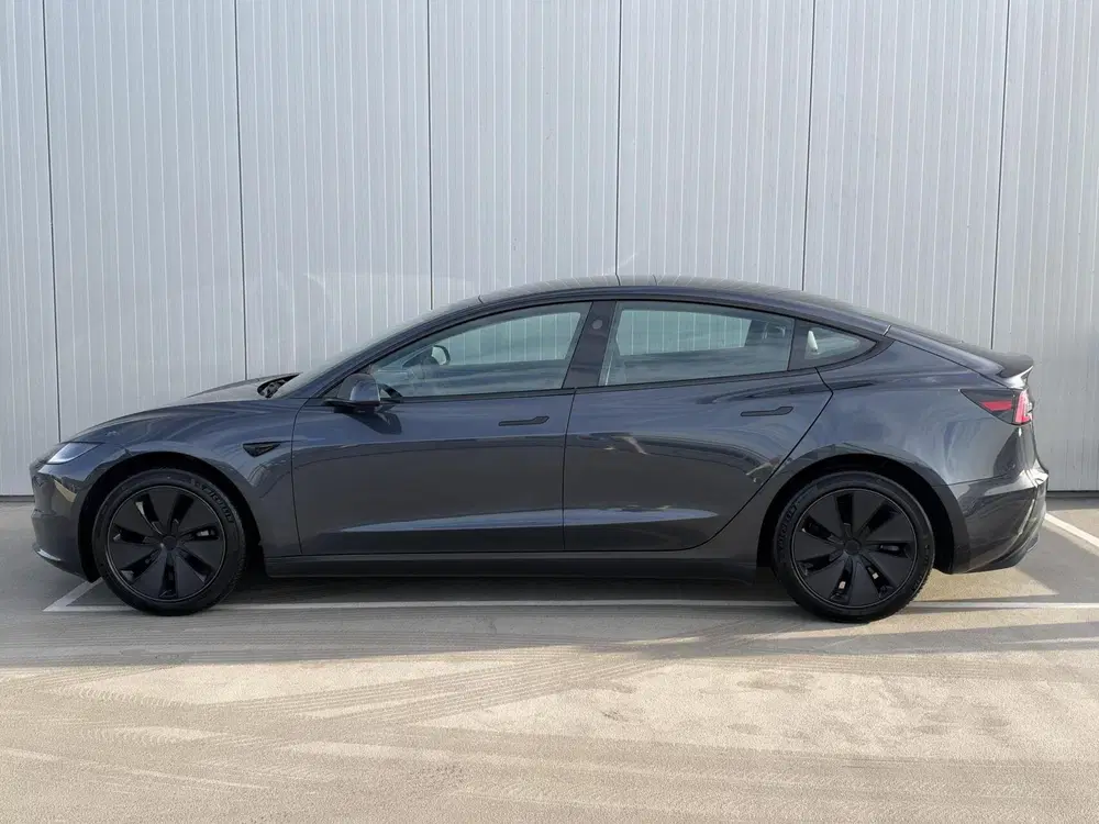 Tesla Model 3 RWD 60 kWh uit 2025, foto 5