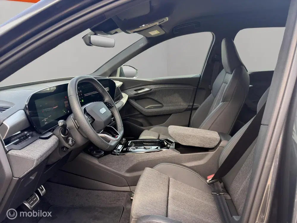 Audi Q6 e-tron S edition 83 kWh uit 2025, foto 7