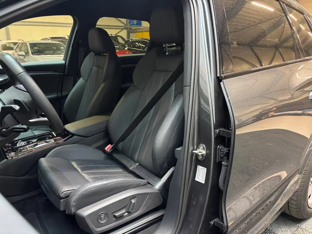 Audi Q6 e-tron S edition quattro 100 kWh uit 2025, foto 4