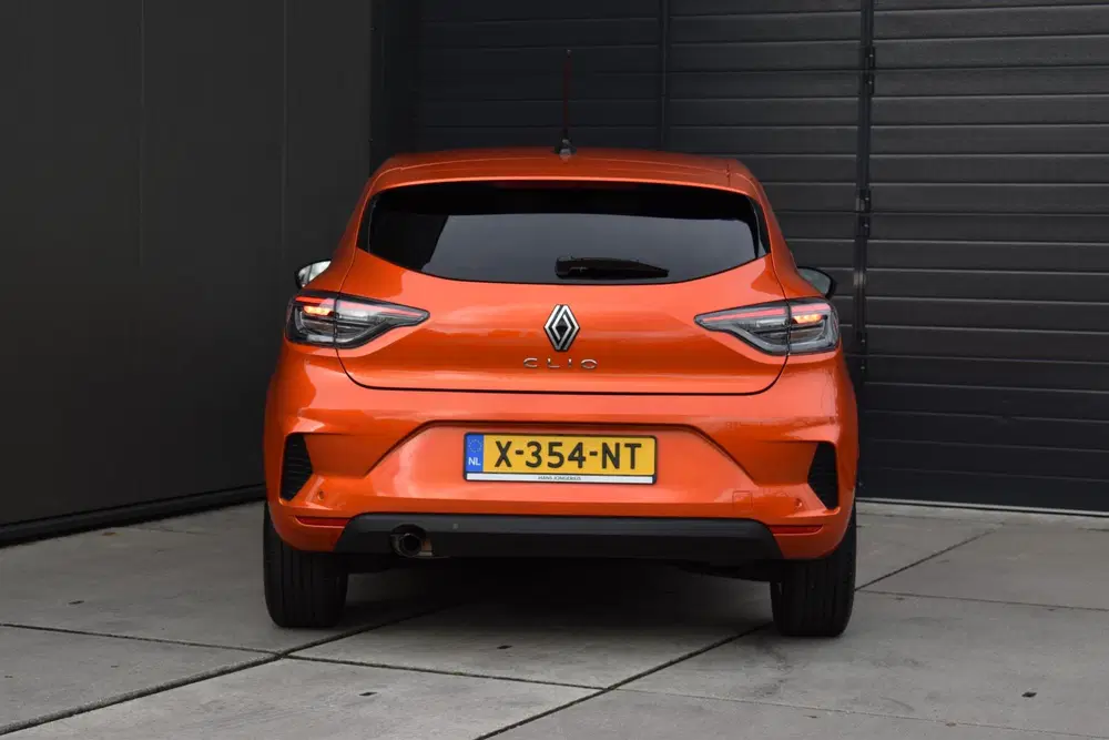 Renault Clio TCe 90 GPF evolution uit 2024, foto 7