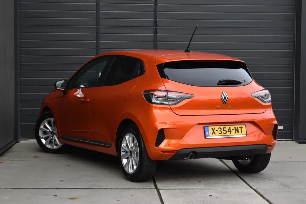 Renault Clio TCe 90 GPF evolution uit 2024, foto 8