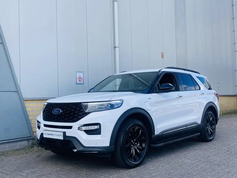 Ford Explorer 3.0 V6 EcoBoost PHEV 457 pk ST-Line 7-pers uit 2024, foto 2