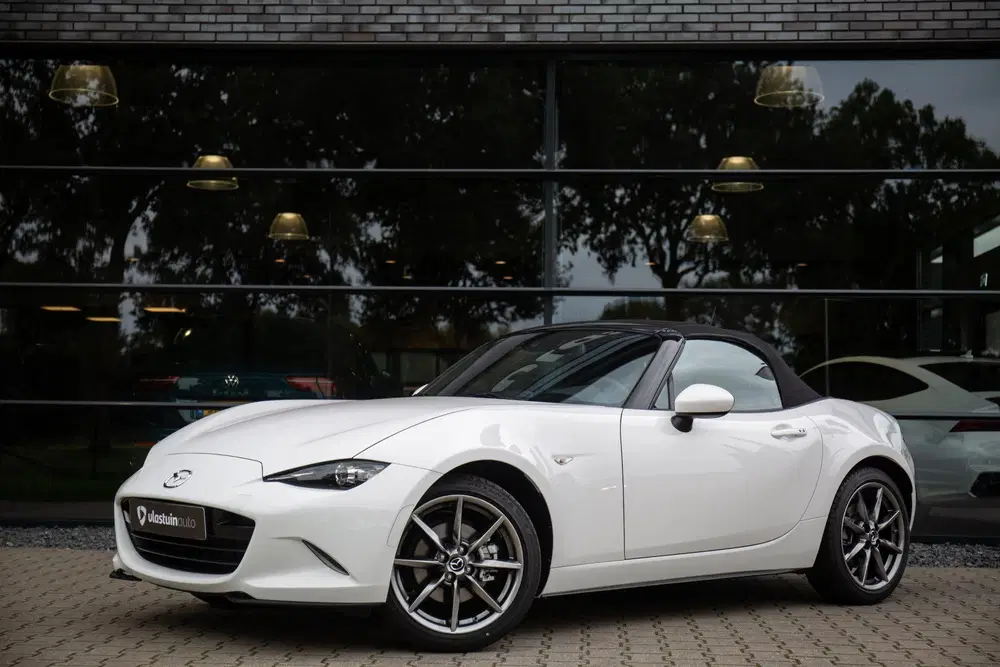 Mazda MX-5 2.0 SkyActiv-G 184 Exclusive Line uit 2023, foto 2