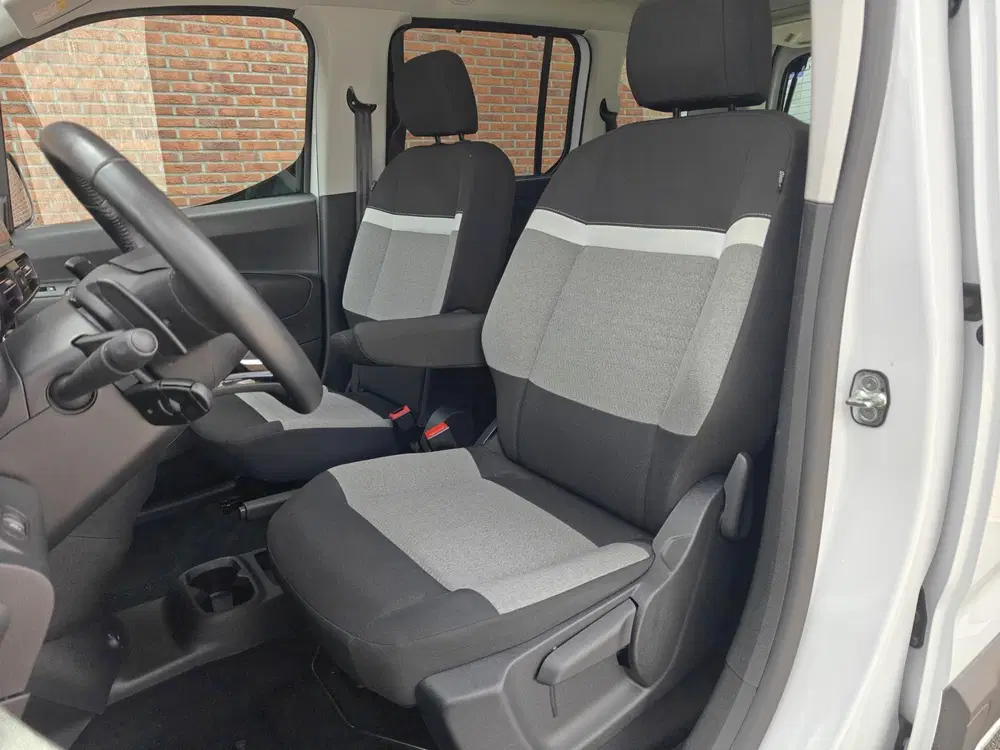 Citroën Berlingo Citroen Berlingo 1.2 PureTech Feel uit 2023, foto 5