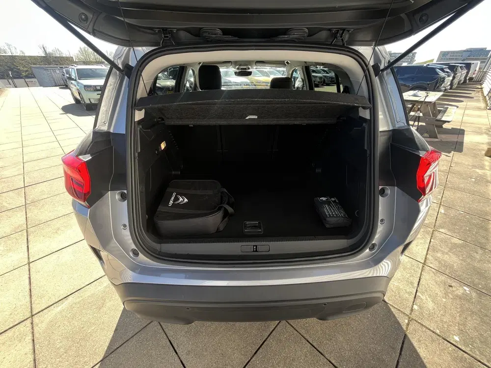 Citroën C5 Aircross Citroen C5 Aircross 1.6 Plug-in Hybrid 225 uit 2022, foto 12