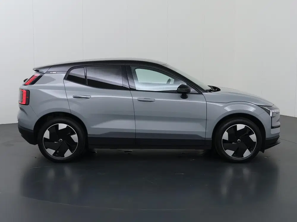 Volvo EX30 Twin Motor Performance Plus 69 kWh uit 2024, foto 6