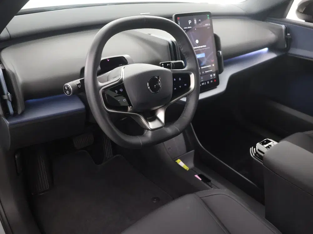 Volvo EX30 Twin Motor Performance Plus 69 kWh uit 2024, foto 7