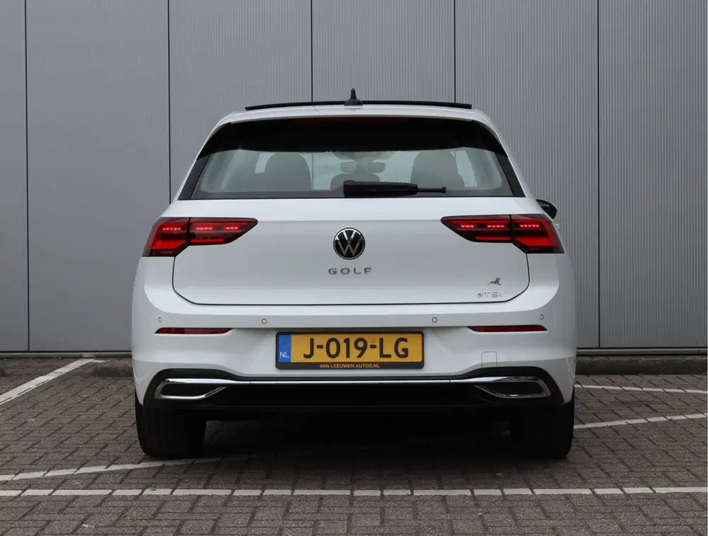Volkswagen Golf 1.5 eTSI uit 2020, foto 7