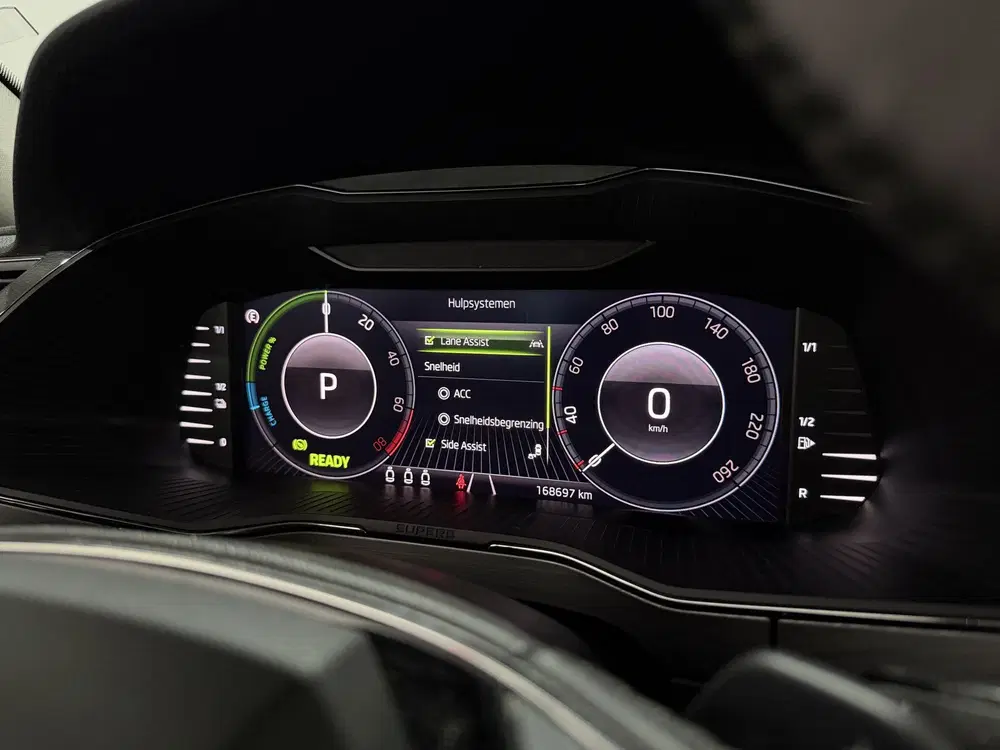 Skoda Superb 1.4 TSI iV Business Edition Plus uit 2020, foto 14