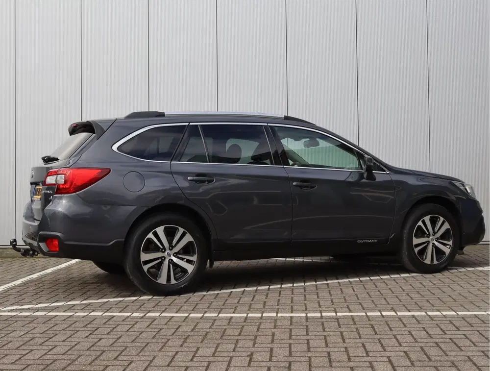 Subaru OUTBACK 2.5i Premium uit 2020, foto 5