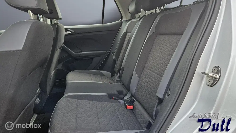 Volkswagen T-Cross 1.0 TSI DSG R-Line Virtual dash Carplay uit 2023, foto 10
