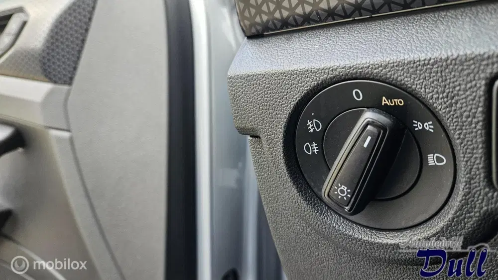 Volkswagen T-Cross 1.0 TSI DSG R-Line Virtual dash Carplay uit 2023, foto 13
