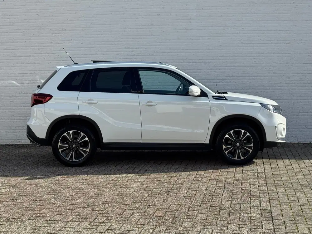 Suzuki Vitara 1.4 Boosterjet Style Smart Hybrid AllGrip uit 2021, foto 14