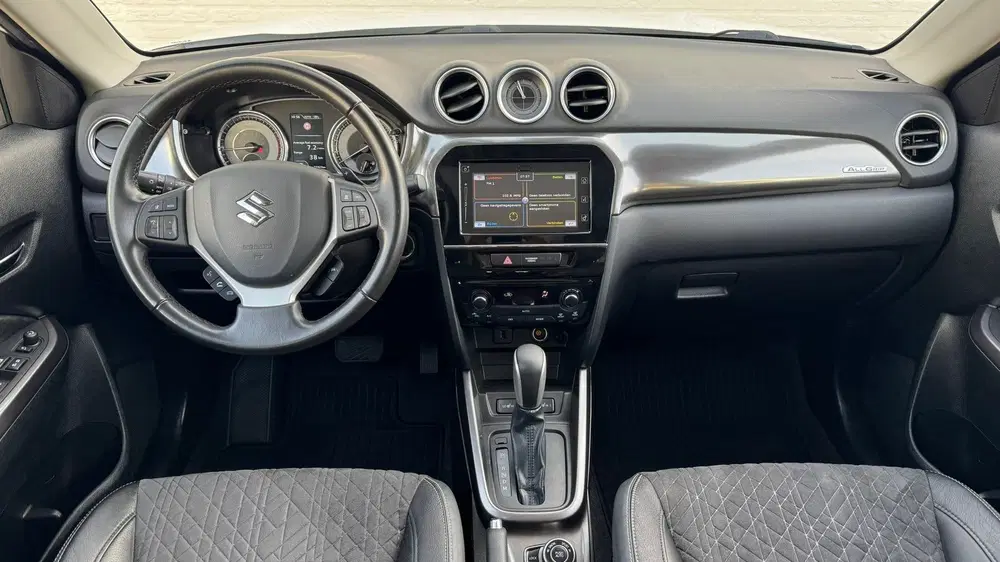 Suzuki Vitara 1.4 Boosterjet Style Smart Hybrid AllGrip uit 2021, foto 2