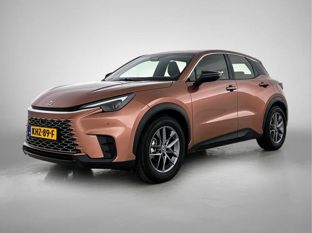 Lexus LBX 2WD uit 2025