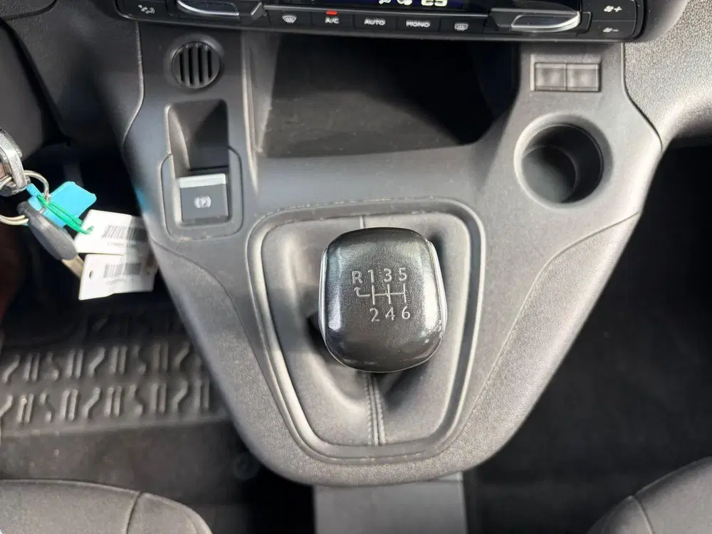 Citroën Berlingo 1.2 PureTech 110pk Live uit 2021, foto 14