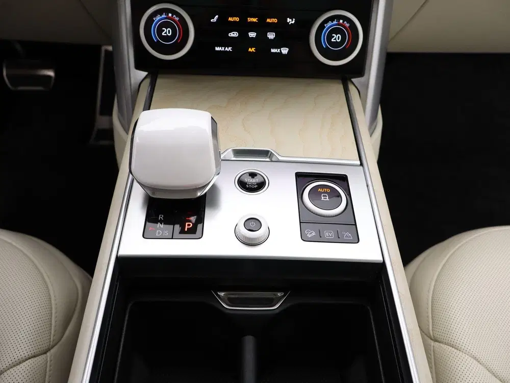 Land Rover Range Rover 3.0 P510e SV PHEV uit 2023, foto 10