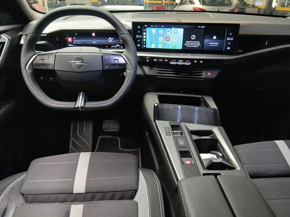 Opel Grandland 1.2 Turbo Hybrid GS uit 2025, foto 13