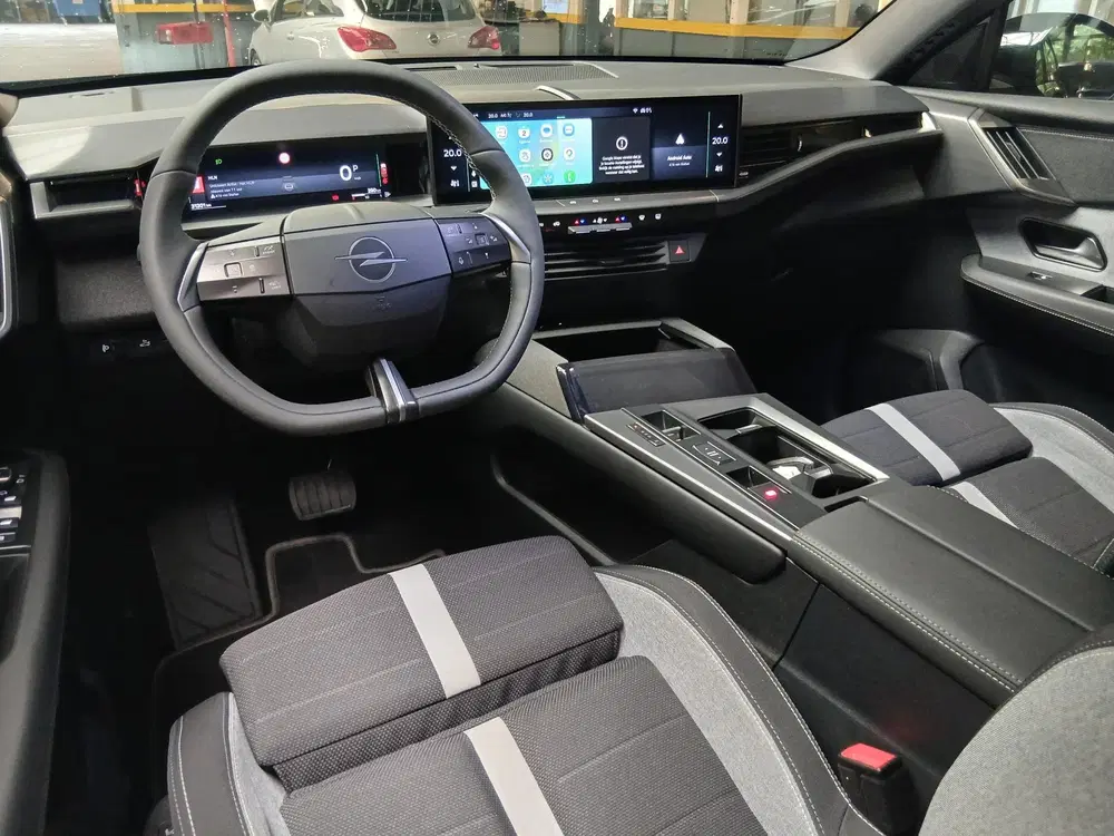 Opel Grandland 1.2 Turbo Hybrid GS uit 2025, foto 14