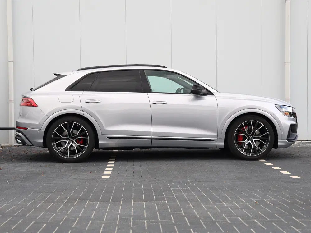 Audi SQ8 4.0 TFSI quattro 507pk uit 2022, foto 2