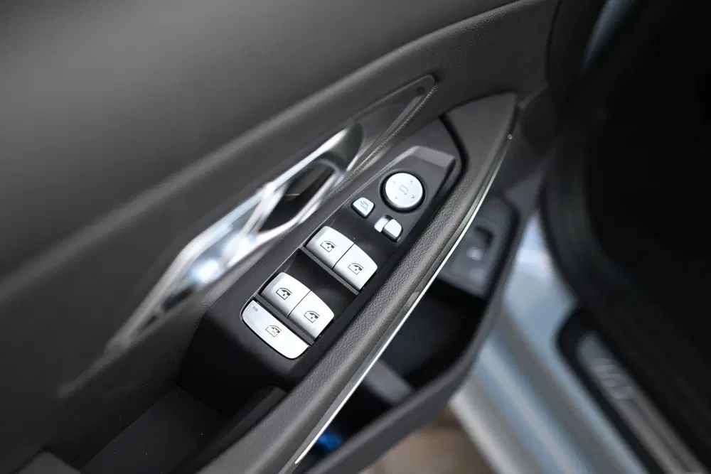 BMW 3-serie 330e M Sport Automaat uit 2026, foto 10