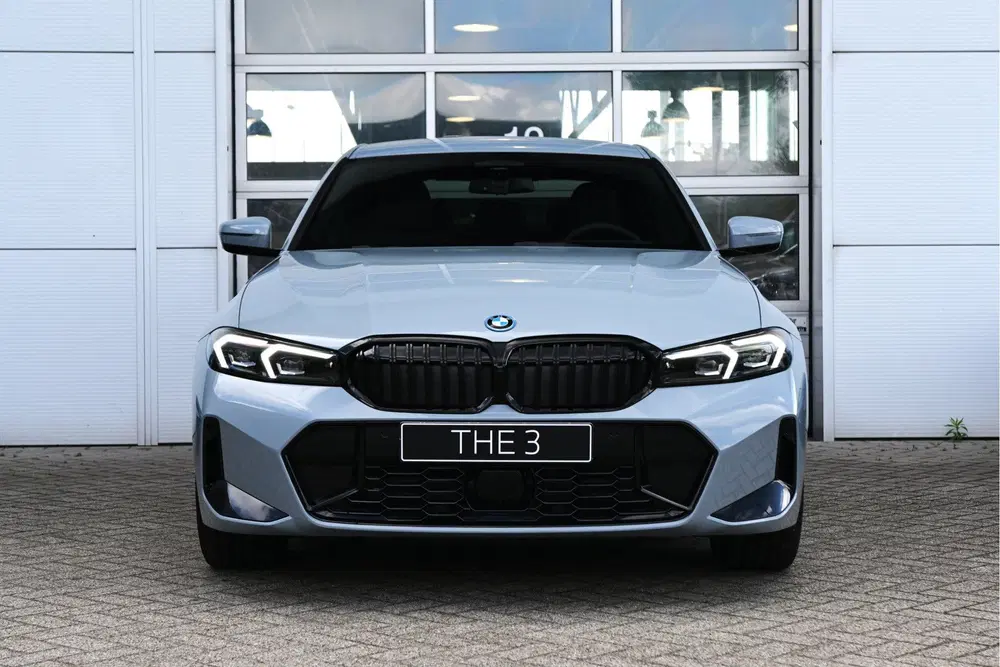 BMW 3-serie 330e M Sport Automaat uit 2026, foto 5