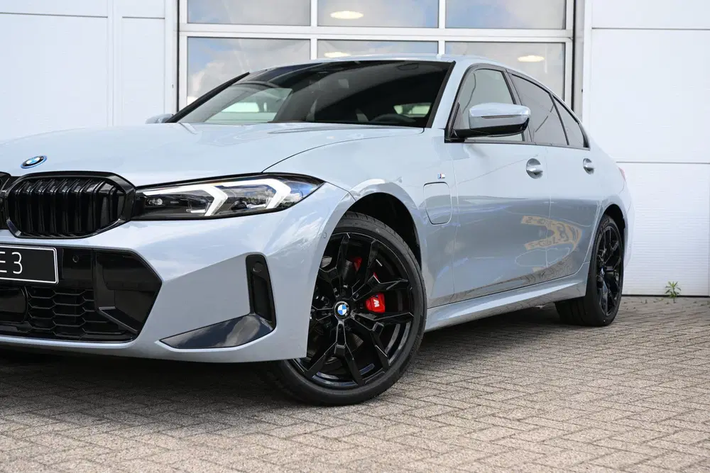 BMW 3-serie 330e M Sport Automaat uit 2026, foto 7