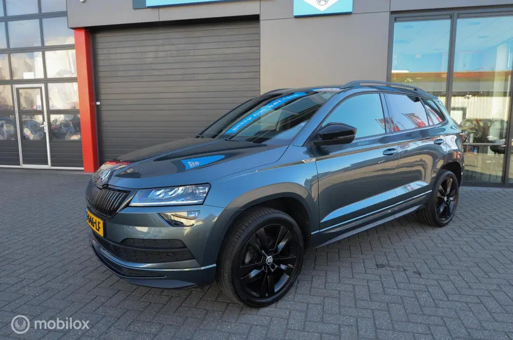 Skoda Karoq 1.5 TSI ACT Sportline Business uit 2019, foto 2