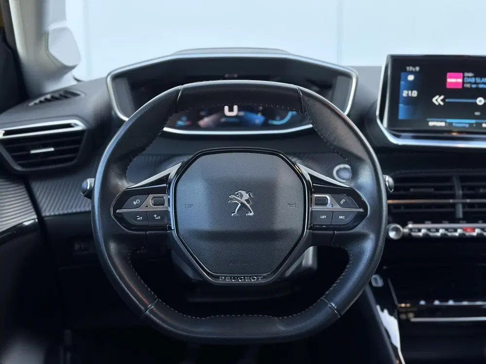 Peugeot 208 1.2 PureTech Blue Lease Allure uit 2021, foto 14
