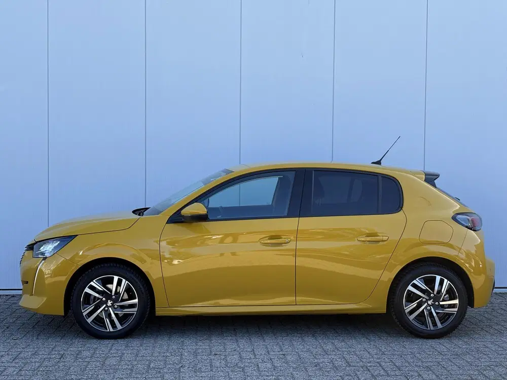 Peugeot 208 1.2 PureTech Blue Lease Allure uit 2021, foto 8