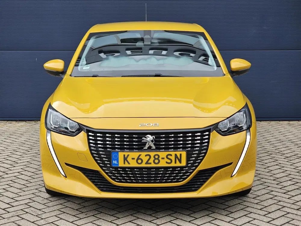Peugeot 208 1.2 Turbo 100pk Allure Pack uit 2021, foto 2