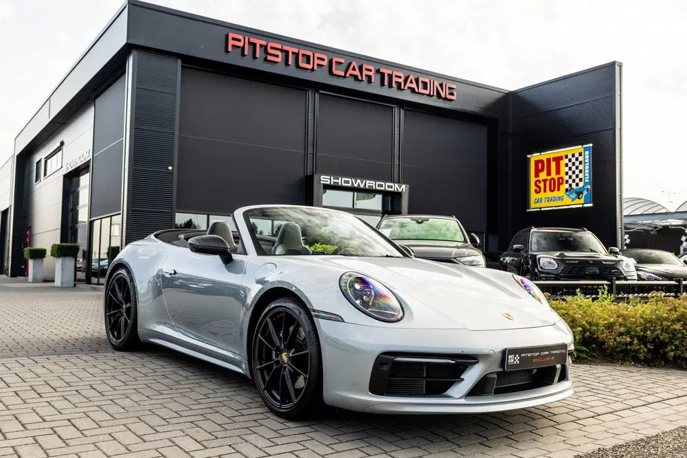 Porsche 911 992 Cabrio 3.0 Carrera 4S uit 2019
