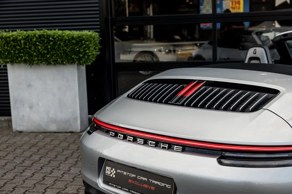 Porsche 911 992 Cabrio 3.0 Carrera 4S uit 2019, foto 10
