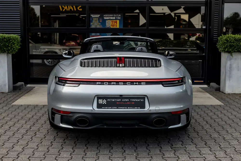 Porsche 911 992 Cabrio 3.0 Carrera 4S uit 2019, foto 6