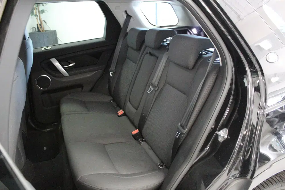 Land Rover Discovery Sport P300e 1.5 R-Dynamic uit 2021, foto 10