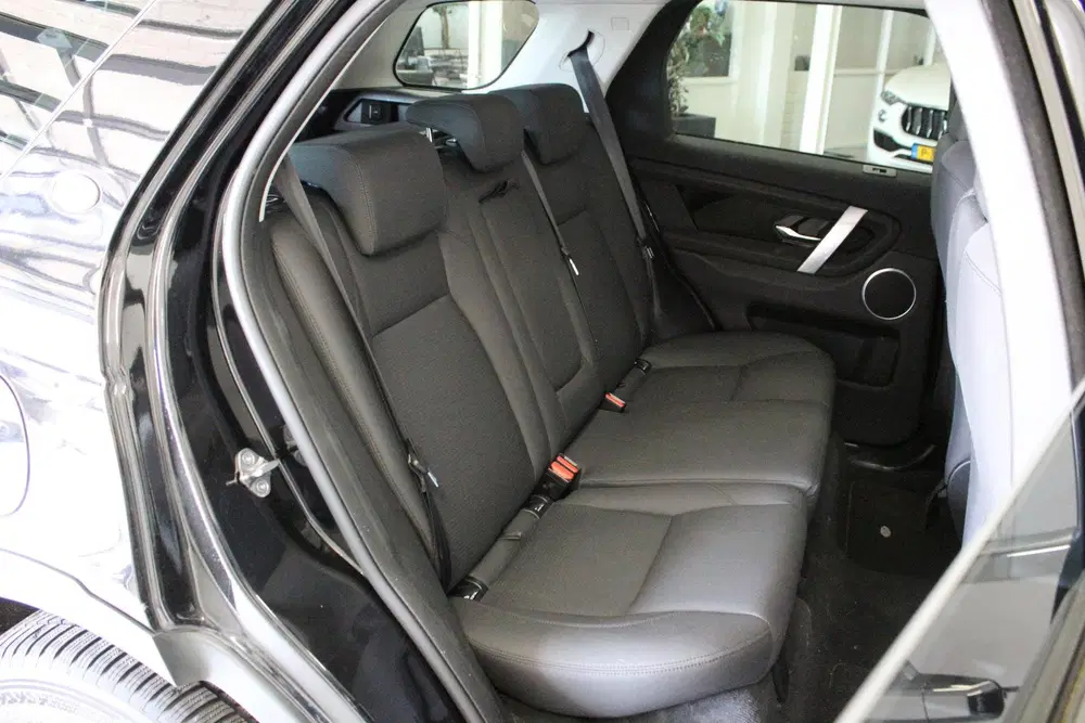 Land Rover Discovery Sport P300e 1.5 R-Dynamic uit 2021, foto 14