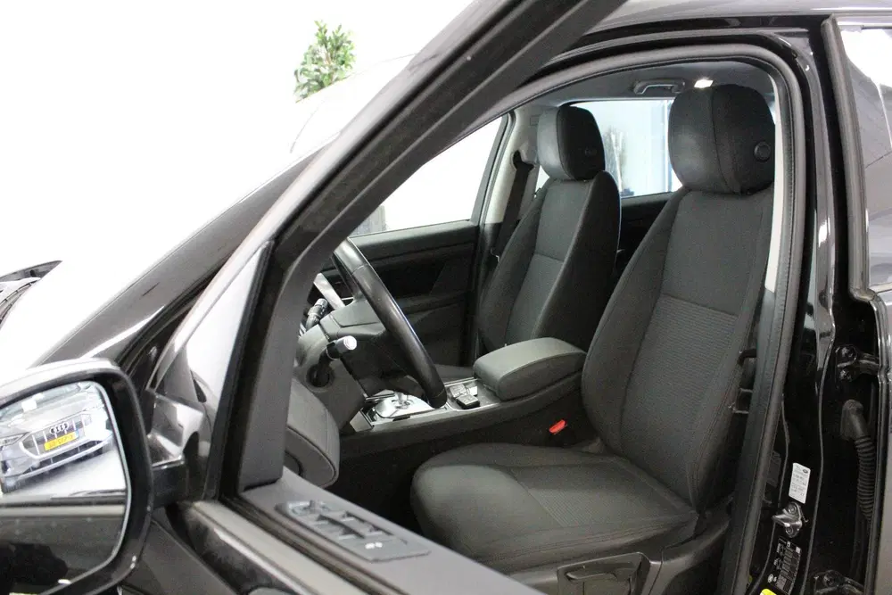 Land Rover Discovery Sport P300e 1.5 R-Dynamic uit 2021, foto 9