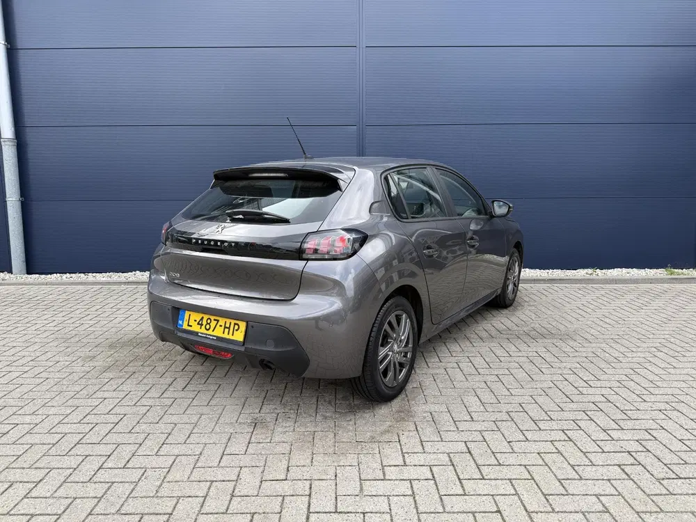 Peugeot 208 1.2 PureTech Active Pack uit 2021, foto 6
