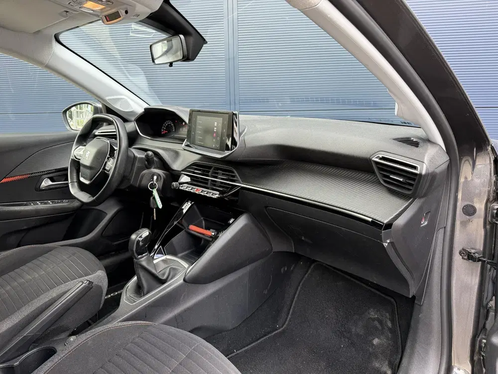 Peugeot 208 1.2 PureTech Active Pack uit 2021, foto 7